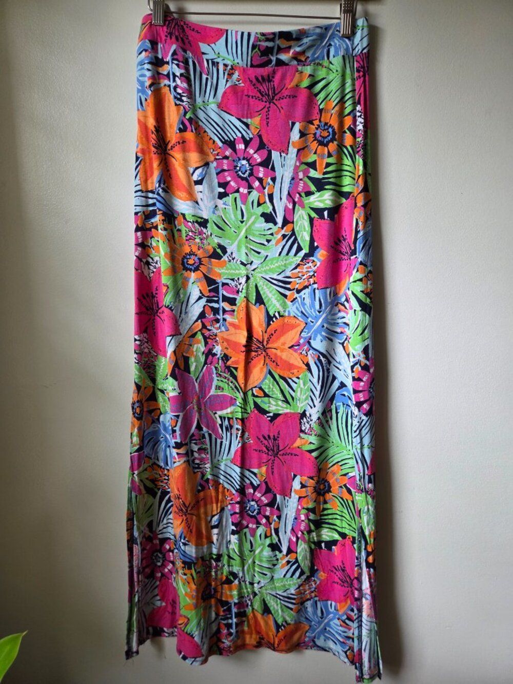 LIKE NEW GEORGE FLORAL SLIT SIDES MAXI SKIRT SIZE 8 / SMALL